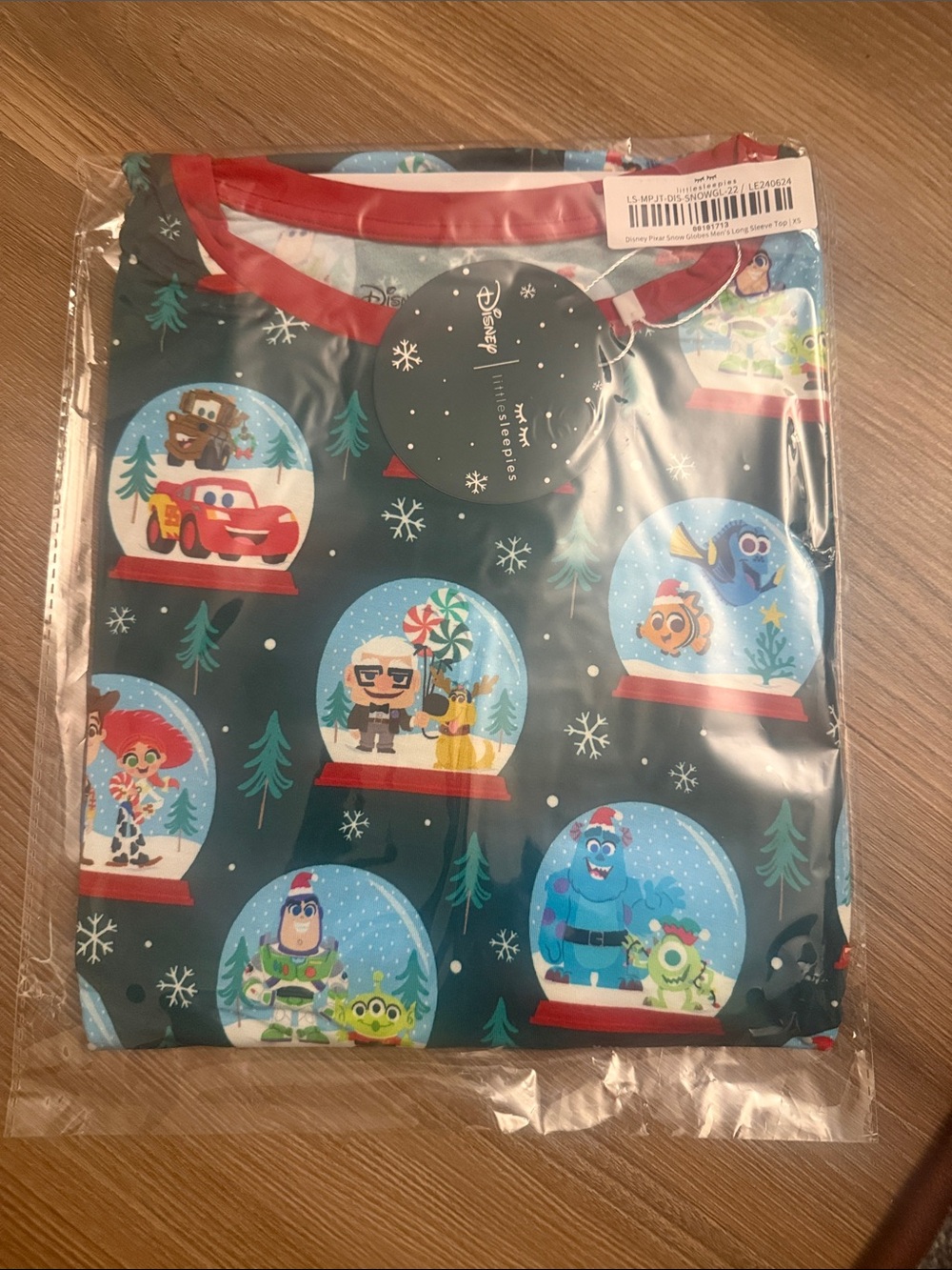 NWT Little Sleepies x Pixar A Very Pixar Christmas Men's Pajama Top - XS